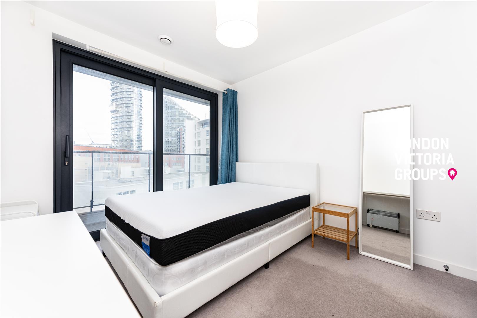 Horizons Tower, 1 Yabsley Street, London